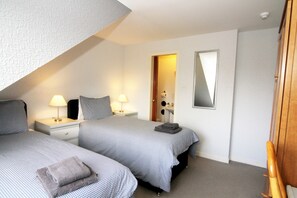 Schallisolierte Zimmer, Bügeleisen/Bügelbrett, kostenloses WLAN