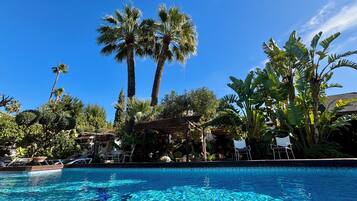 Alberca al aire libre