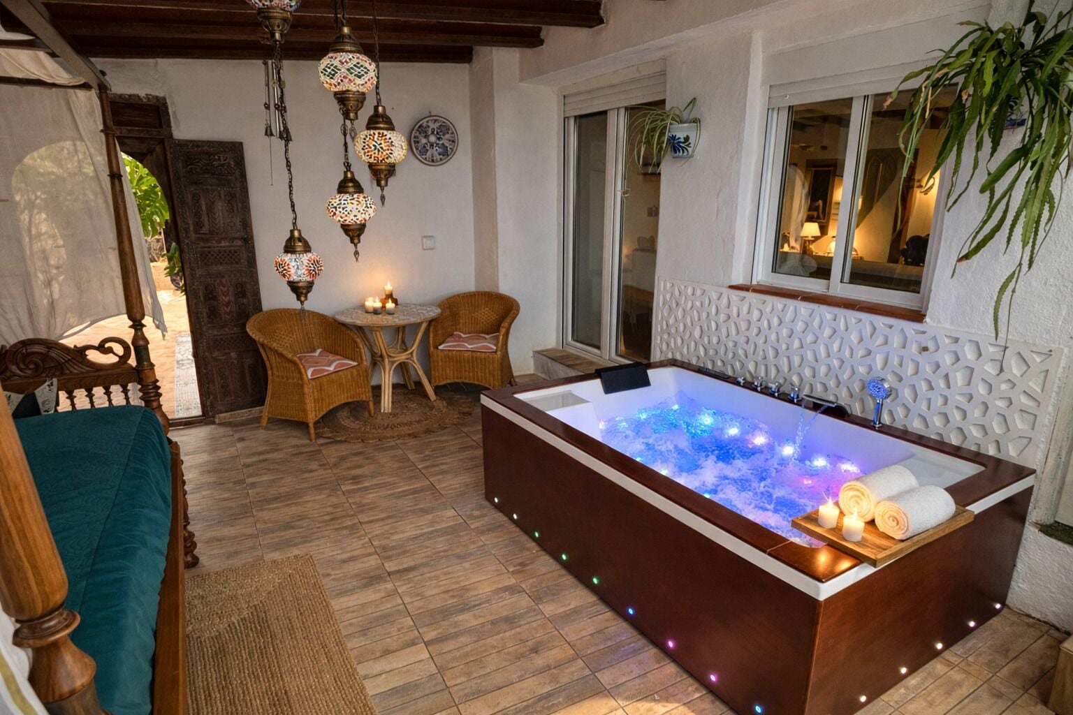 Tweepersoonskamer, terras | Een minibar, individueel gedecoreerd, individueel gemeubileerd