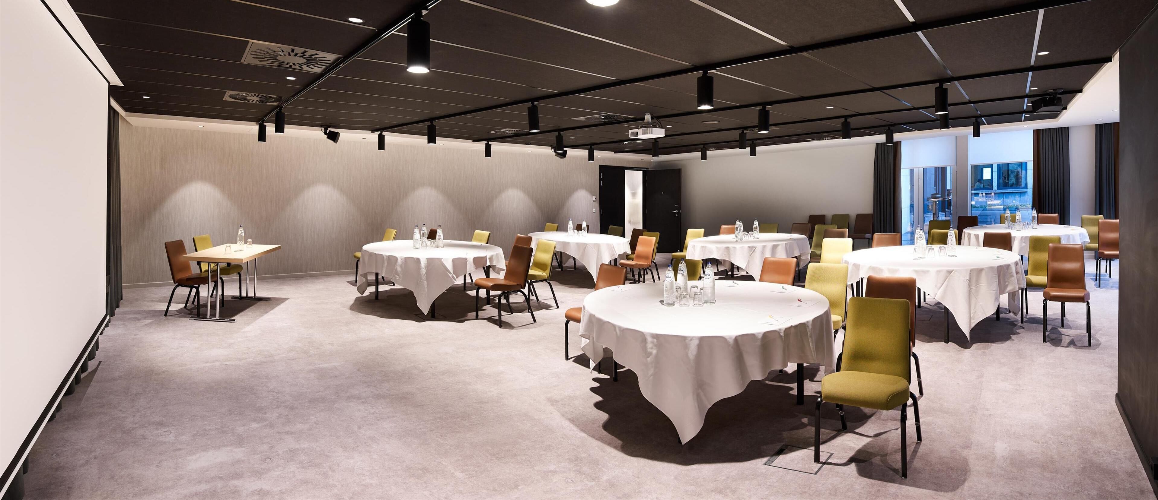 Foto - Park Inn by Radisson Brussels Airport