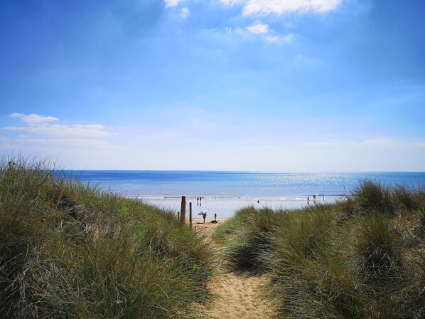 Beach nearby - Hotel Vent d'Eden Park (Saint-Hilaire-de-Riez)