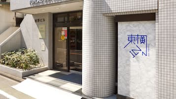 施設の入り口