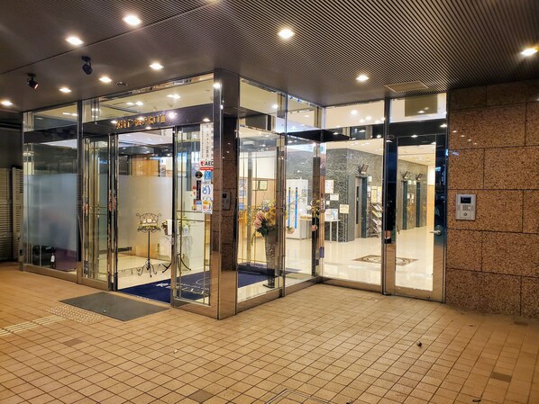 Property entrance - Toyoko Inn Tokyo Ikebukuro Kita 2 (Tokyo)