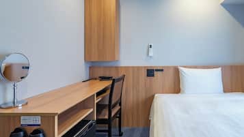 Daunenbettdecken, Schreibtisch, Verdunkelungsvorhänge