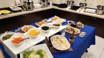 Free daily buffet breakfast