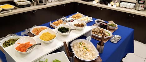 Free daily buffet breakfast