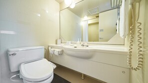 Combinazione doccia/vasca, pantofole, bidet elettronico, asciugamani