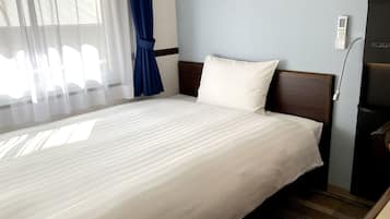 Escritorio, espacio para trabajar con laptop y wifi gratis