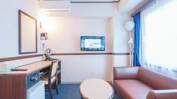 Desk, laptop workspace, free WiFi