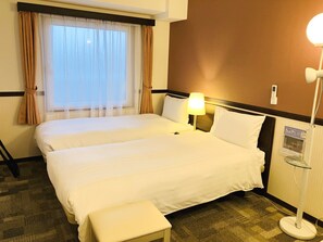 Bàn, khu vực làm việc phù hợp cho laptop