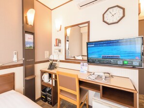 Habitación Premium, para no fumadores (Plus) | Escritorio y espacio para trabajar con laptop