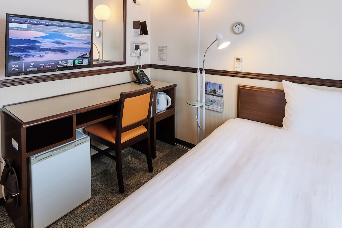 Desk, iron/ironing board, free WiFi, bed sheets