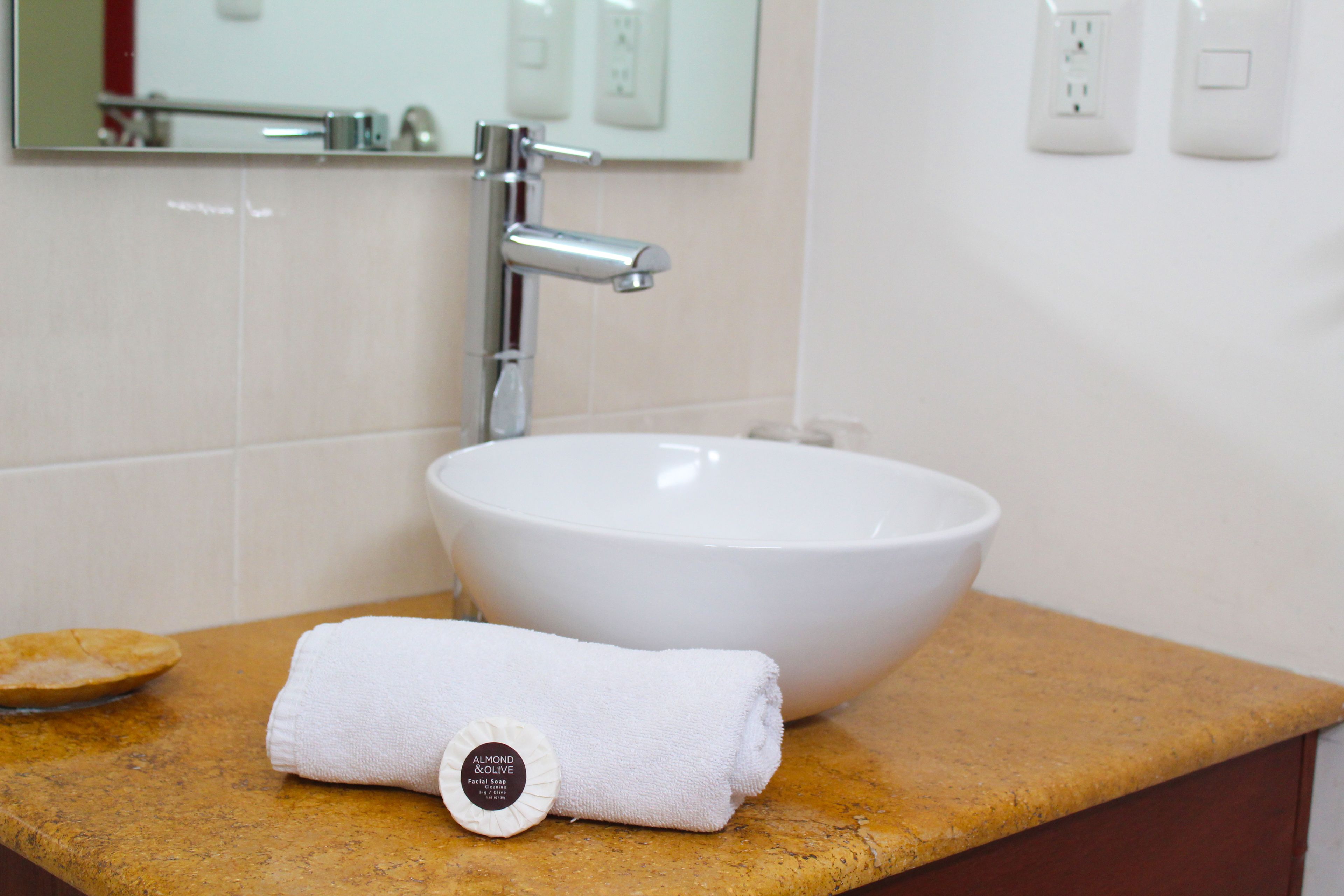 executive room, accessible | desk, iron/ironing board, free wifi, bed sheets