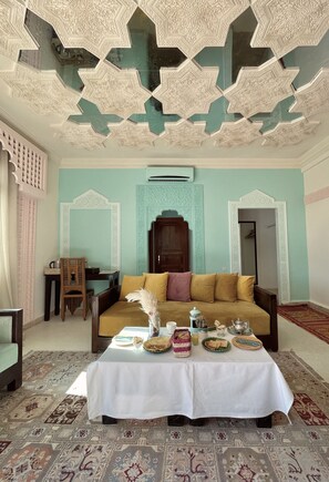 Suite – royal | Sengetøy av topp kvalitet, minibar og safe på rommet