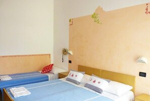 Triple Room | Free WiFi - Hotel Rosy (Bellaria-Igea Marina)