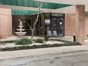 Front of property - Days Inn by Wyndham Ozark (Ozark)