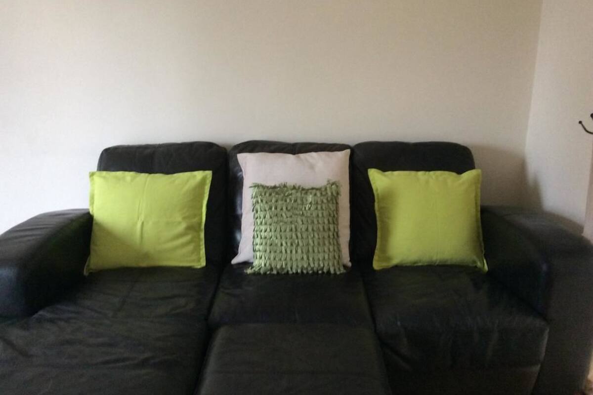 Family Room, 1 Bedroom, Accessible | Living room