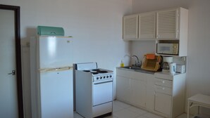 Room, Ocean View, Ground Floor | Private kitchenette | Fridge, microwave, oven, stovetop - Salt Ash Hotel (St. Lawrence Gap)
