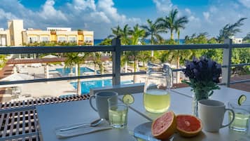 Premium Suite, 2 Bedrooms, Partial Ocean View | Balcony