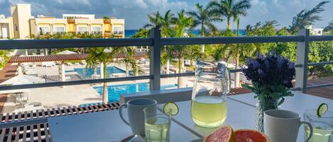 Premium Suite, 2 Bedrooms, Partial Ocean View | Balcony