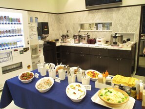 Petit déjeuner buffet compris tous les jours