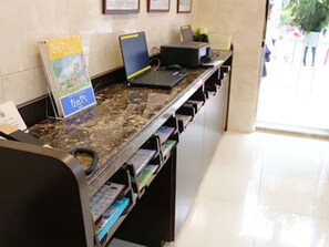 Business center - Toyoko Inn Tokyo Machida Station Odakyu Line Higashi (Machida)