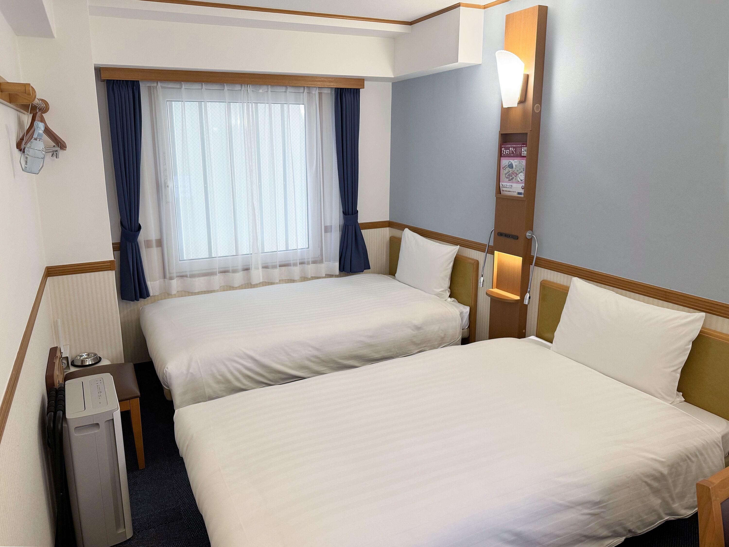 Habitación con 2 camas individuales, no fumadores (Dog Friendly) | Escritorio, espacio para trabajar con un portátil, wifi gratis