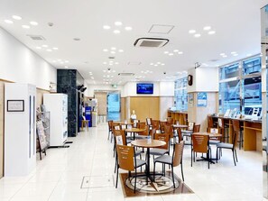 Lobby - Toyoko Inn Niigata Furumachi (Niigata)