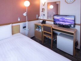 Desk, WiFi (free), bed sheets