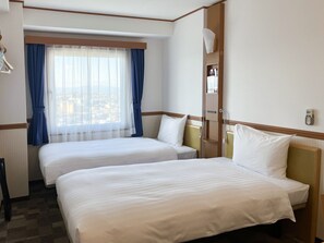 Bed sheets - Toyoko Inn Oita Nakatsu Ekimae (Nakatsu)