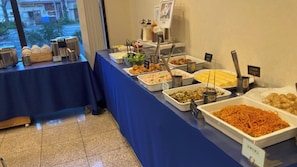 Free daily buffet breakfast