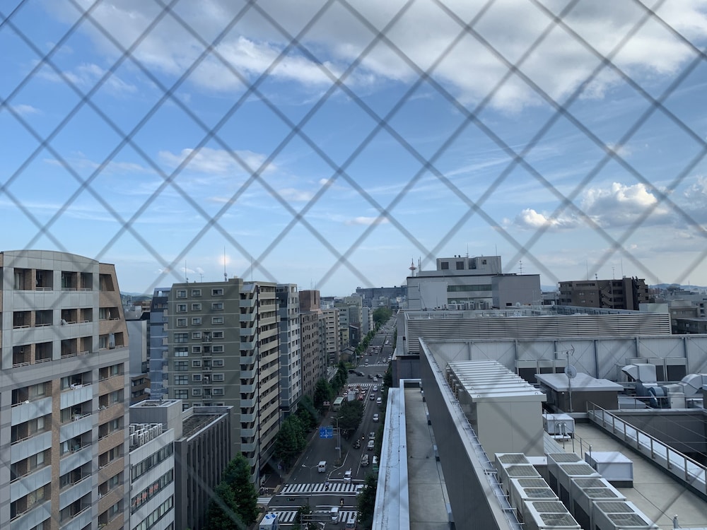 Toyoko INN Kyoto Gojo-Karasuma by null