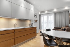 Appartement, 2 chambres, balcon | Cuisine privée