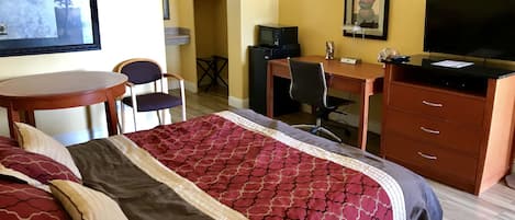 Camera Classic, 1 camera da letto, frigorifero e microonde, al piano terra | Servizio della camera