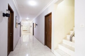 Interior - RedDoorz Plus near Marvell City Mall (Surabaya)