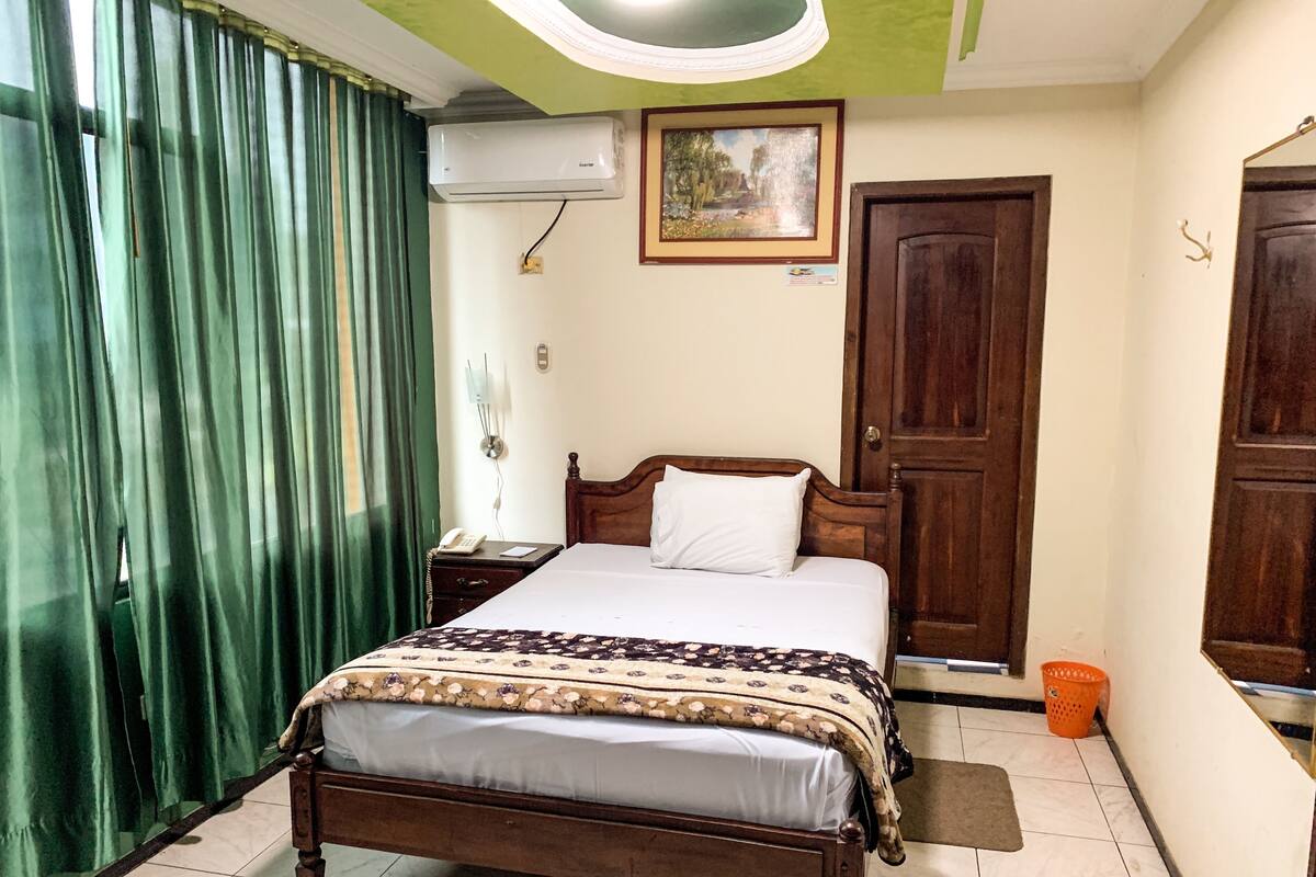 Comfort-Doppelzimmer, 1 Doppelbett (Air conditioner)