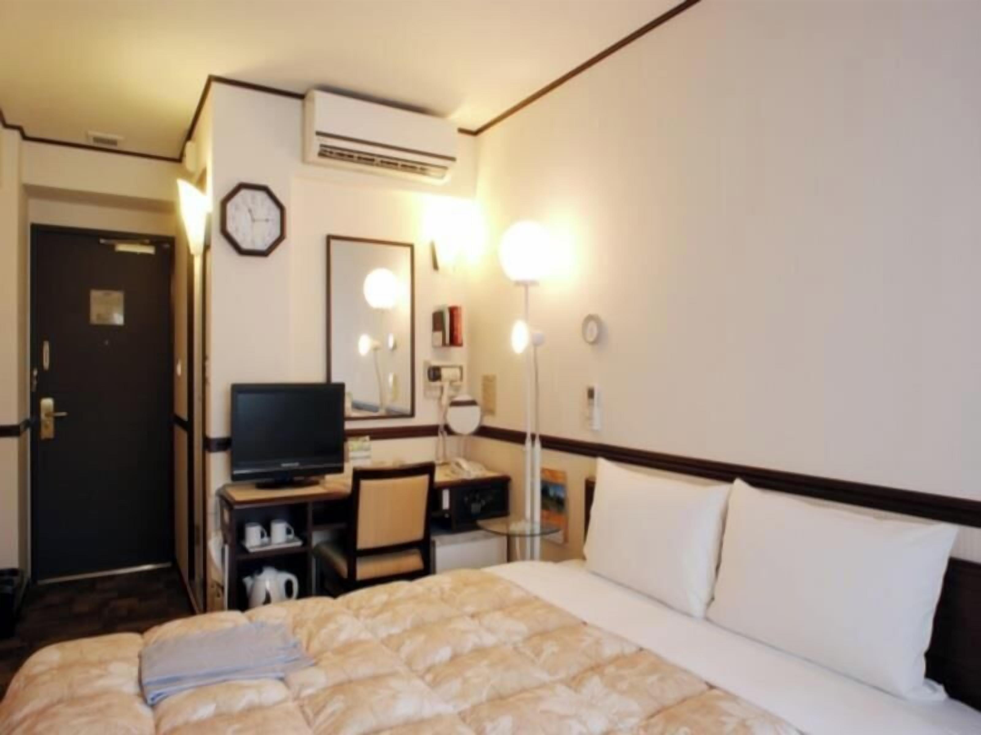 Schreibtisch, WLAN, Bettwäsche