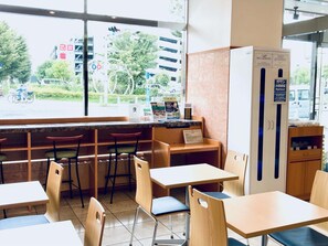 Lobby - Toyoko Inn Saitama Shintoshin (Saitama)