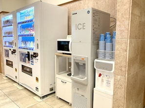 Vending machine