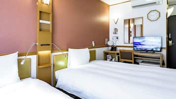 Free WiFi, bed sheets