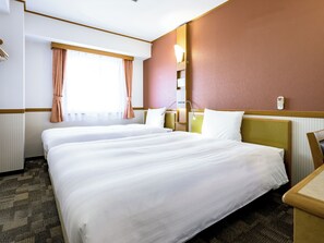 Free WiFi, bed sheets - Toyoko Inn Takasaki Station Nishi 1 (Takasaki)