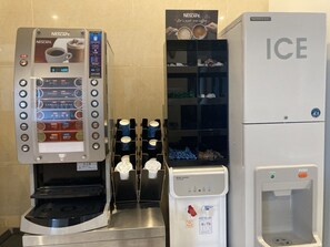 Cafe - Toyoko Inn Takasaki Station Nishi 2 (Takasaki)