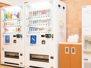 Vending machine