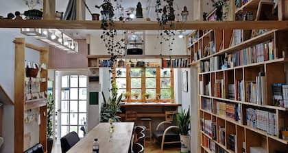 Time Travelers Relax - Hostel (Foreigners Only)
