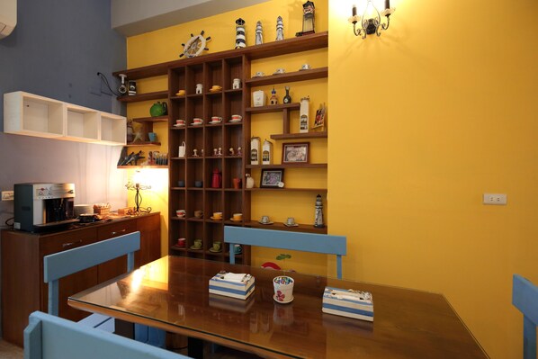 Coffee service
