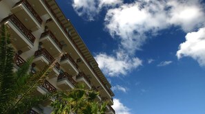Front of property - Ocean Grand Hotel (Jeju City)
