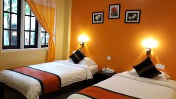 Superior Room | Minibar, desk, blackout drapes, soundproofing