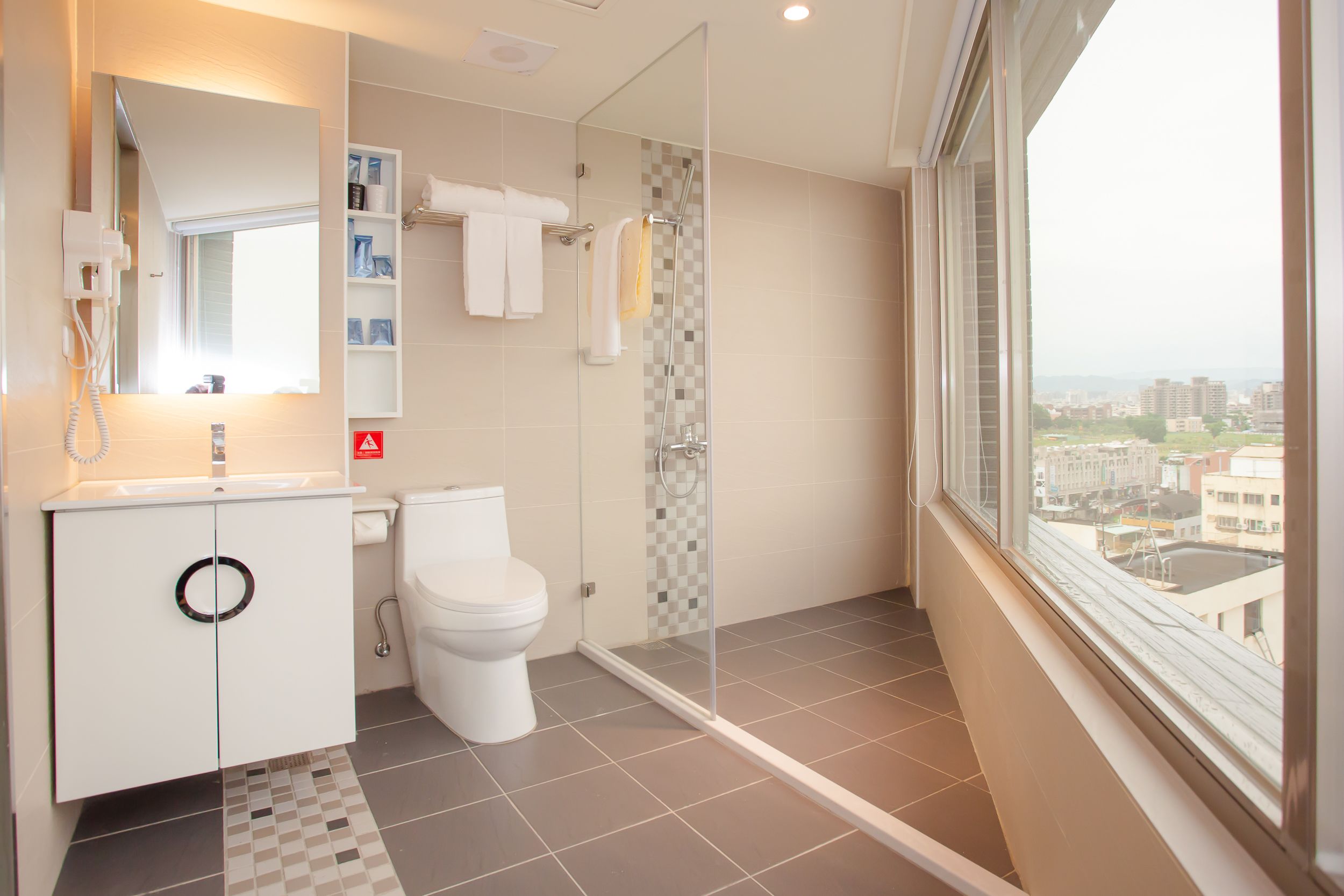 superior double room | bathroom | shower, free toiletries, hair dryer, slippers
