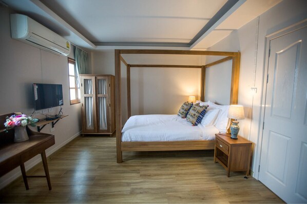 Deluxe Triple Room