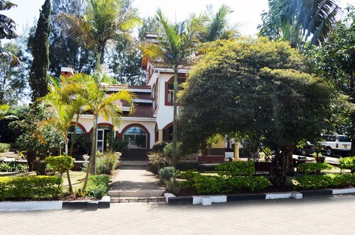 Karen Bomas Inn